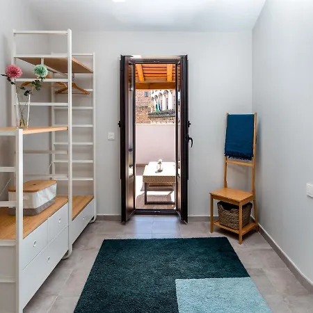 Plaza Mayor 35 * Caces