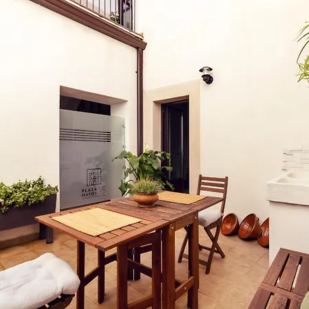 Plaza Mayor 35 * Caces